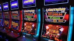 pkr1 Slots Feature Rooms